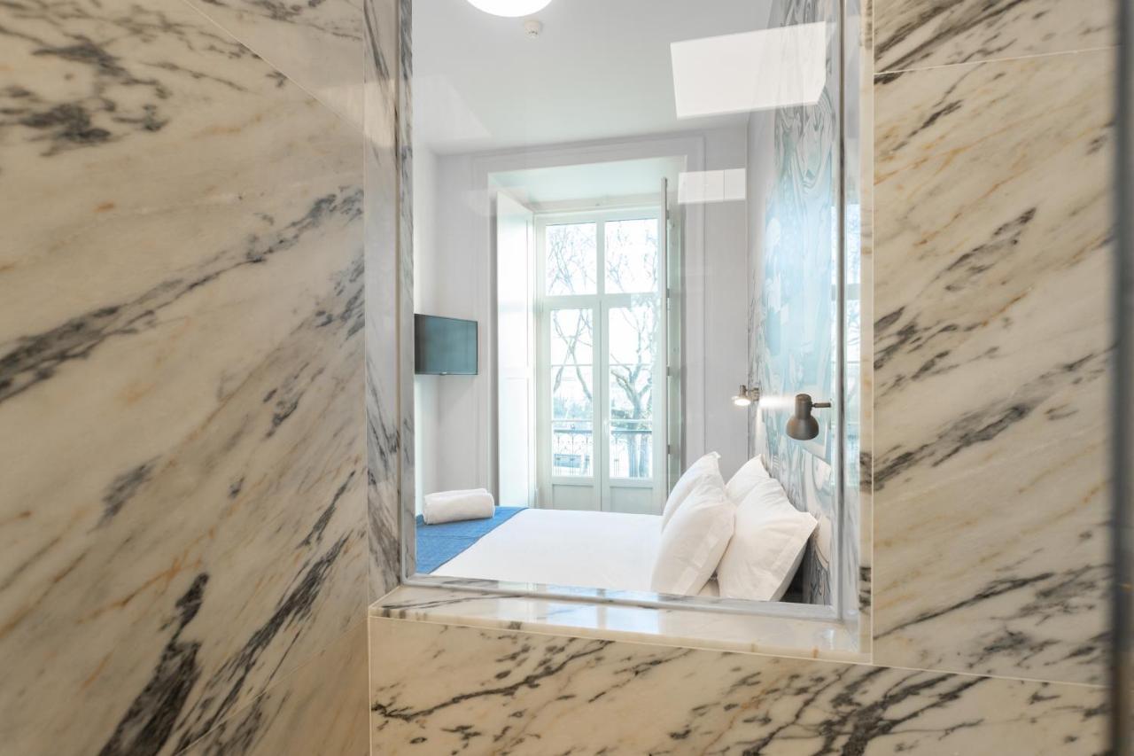 Bairro Alto Guesthouse Lisbon Bagian luar foto