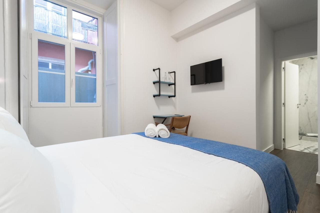 Bairro Alto Guesthouse Lisbon Bagian luar foto