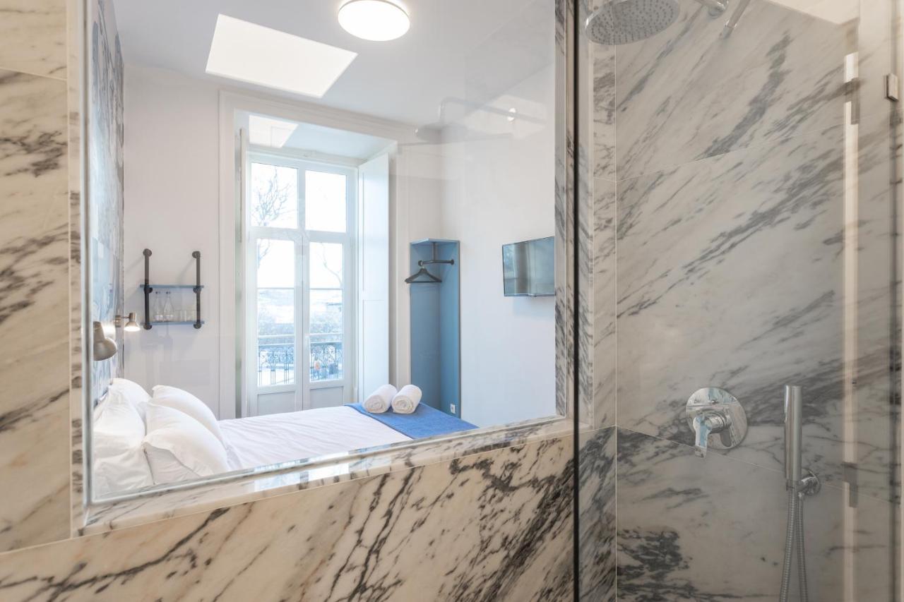 Bairro Alto Guesthouse Lisbon Bagian luar foto